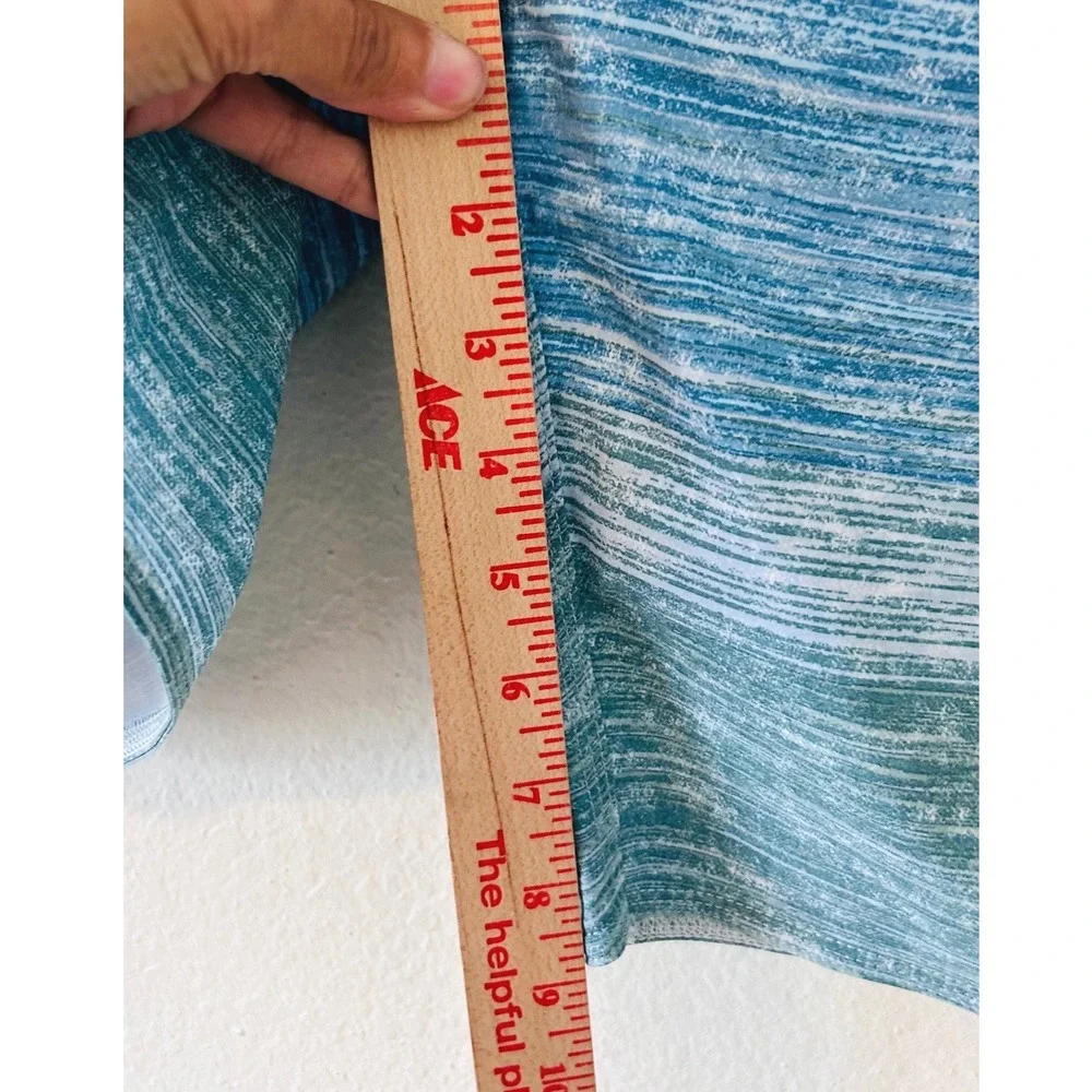 Vissla Beach Surfer Blue Green Striped Upcycled Coconut Board Shorts Size 36